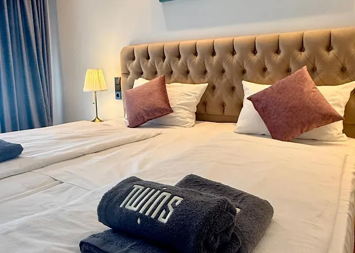 Twins Hotel