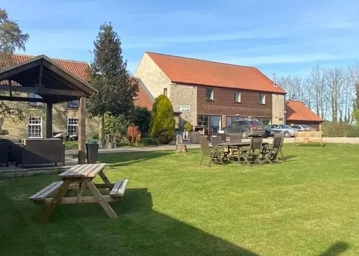 Cottage Lea'S Country Hotel & Restaurant