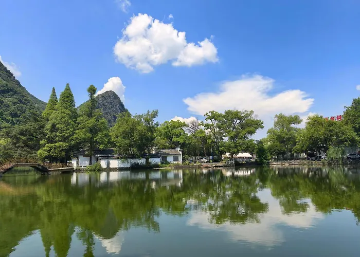 Guilin Village Creek Inn & Free Pick Up Service Over Three Nights