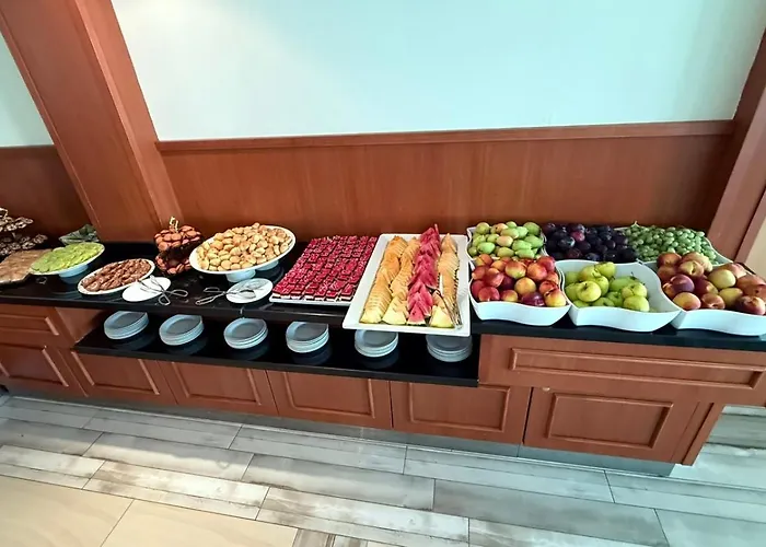 Perla Plaza Hotel