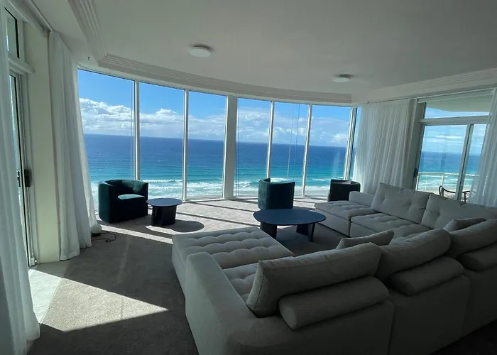 Carmel By The Sea Aparthotel Gold Coast