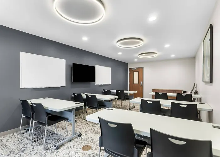 Everhome Suites Cheyenne By Choice Hotels