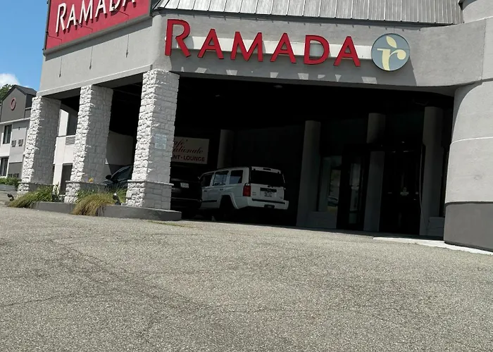 Ramada By Wyndham Newburgh/West Point