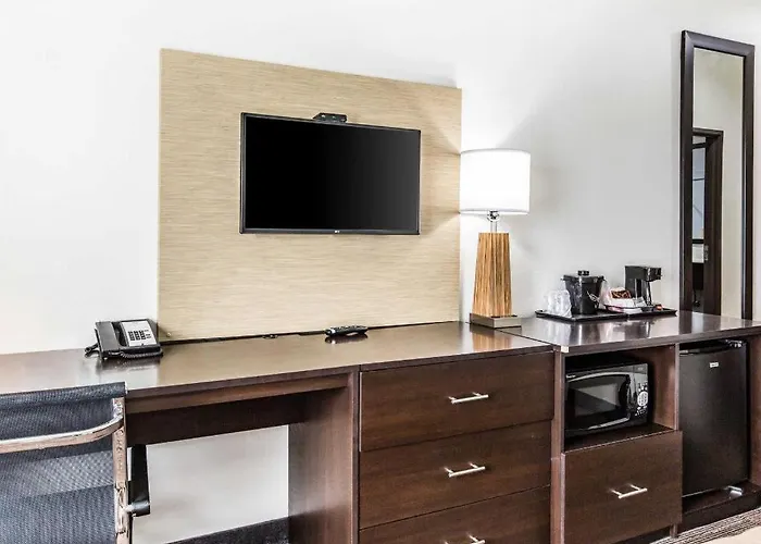 Sleep Inn & Suites