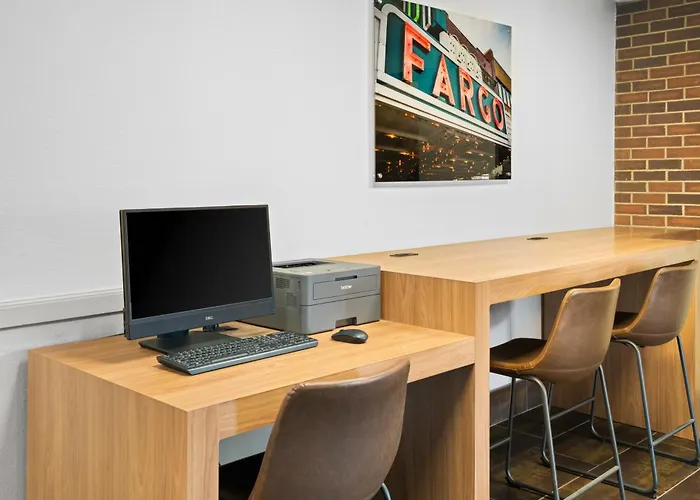Fargo Inn And Suites