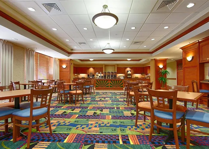 Best Western Plus Kendall Hotel & Suites