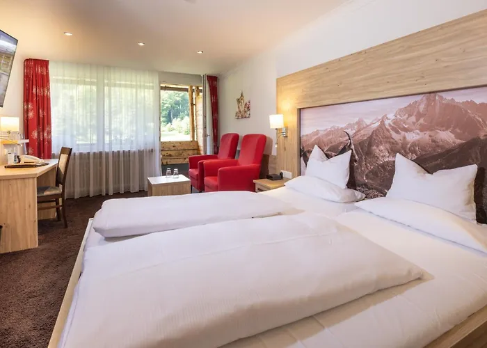 Alm- & Wellnesshotel Alpenhof