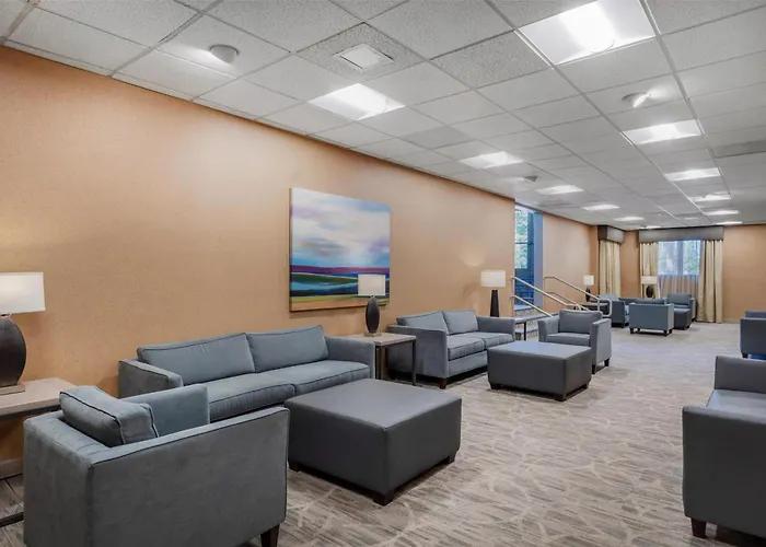 Best Western Plus Oak Harbor Hotel & Conference Center