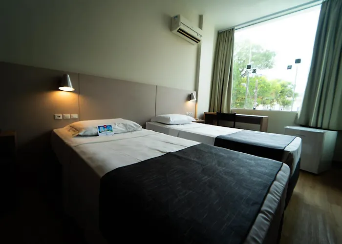 Hotel Valerim Itajaí / Navegantes