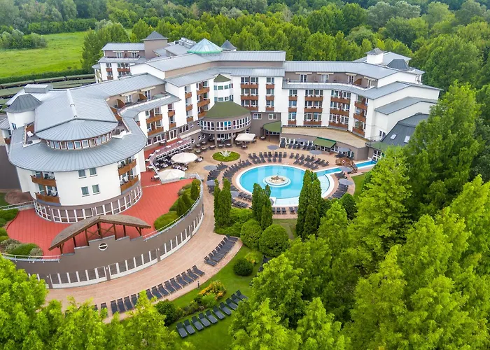 Lotus Therme Hotel & Spa