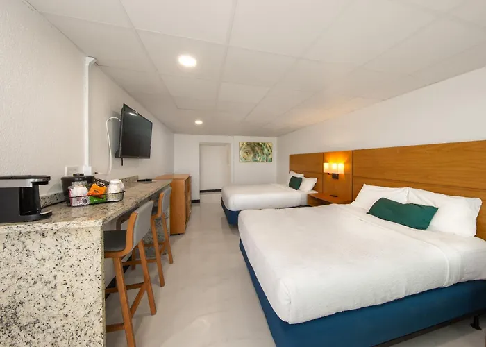 Chateau Beachfront Hotel, A By The Sea Resort