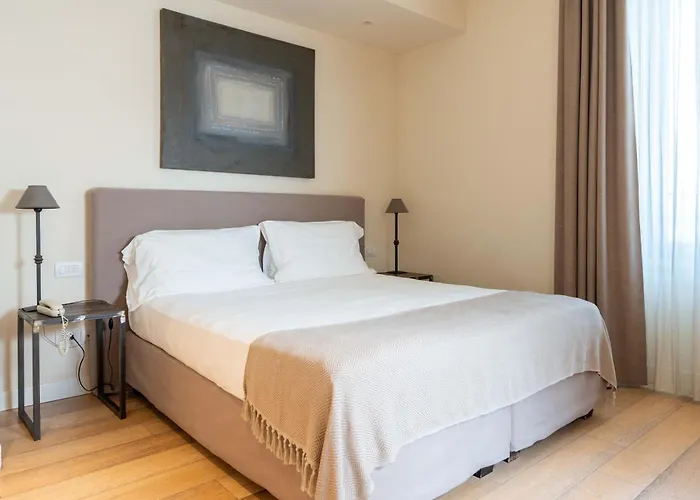 Hotel 900
