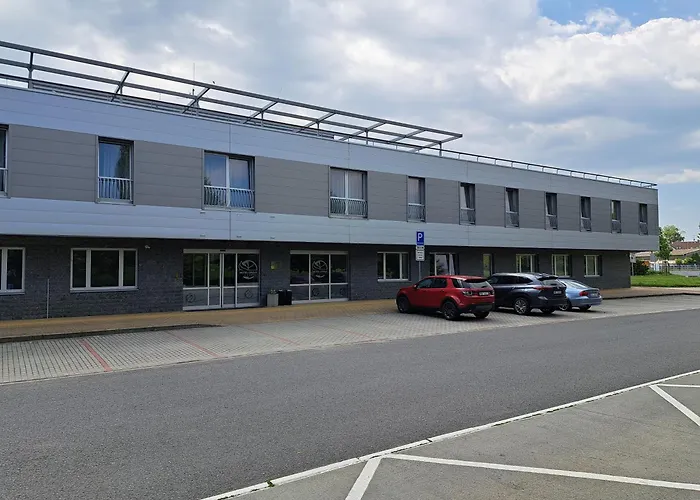 Hotel Opava - Free Parking