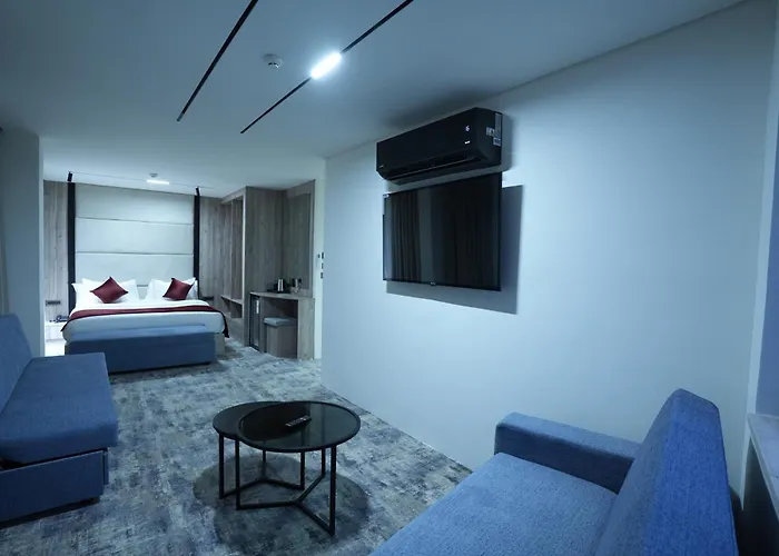 Roya Downtown Boutique Hotel