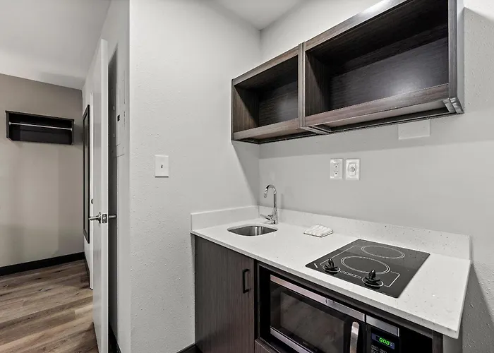 Southern Suites Kennesaw