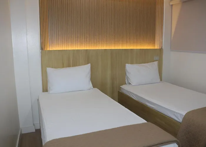 Stone House Hotel Manila