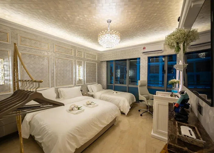 Ritz Residence - A Member of The Luxury Hotel Group