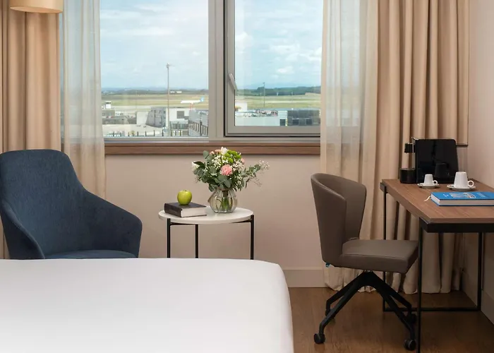 Nh Lyon Airport