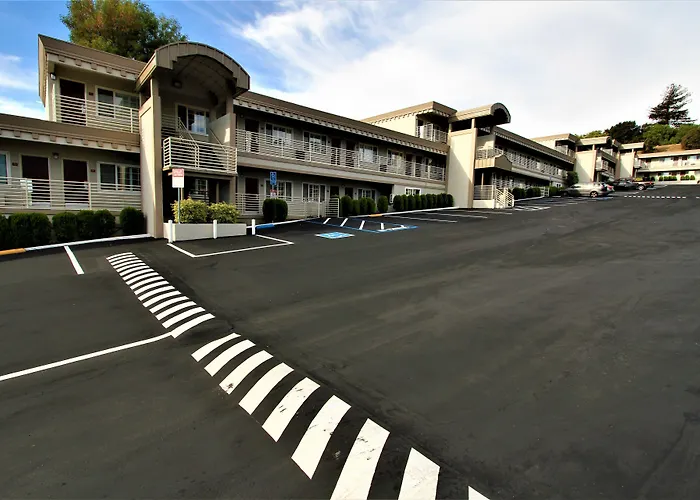 Budget Inn Of Hayward