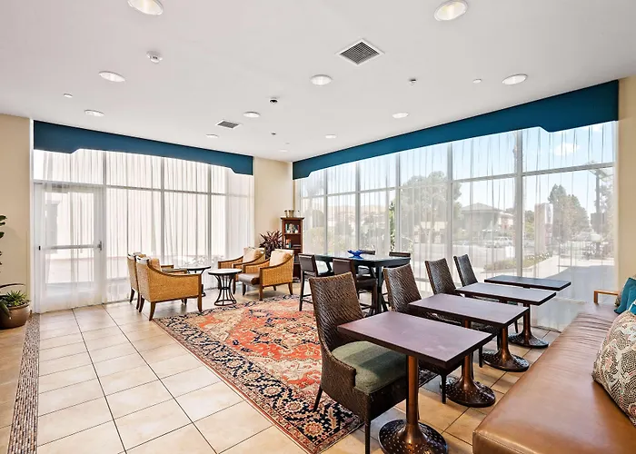Best Western Plus Royal Oak Hotel