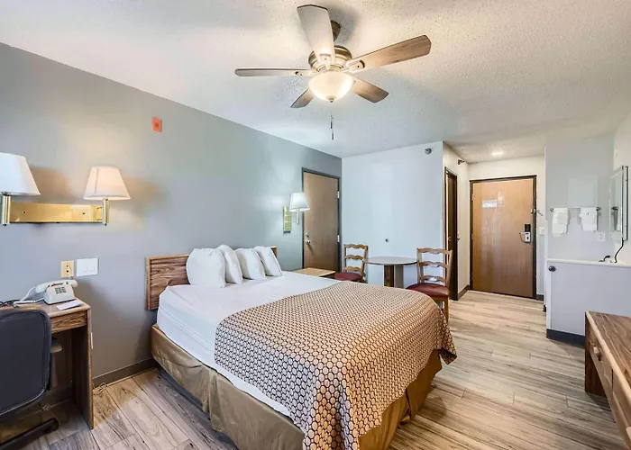 Travelodge By Wyndham Longmont