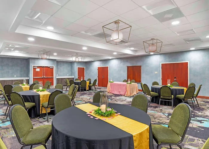 Best Western Premier Richmond City Gateway