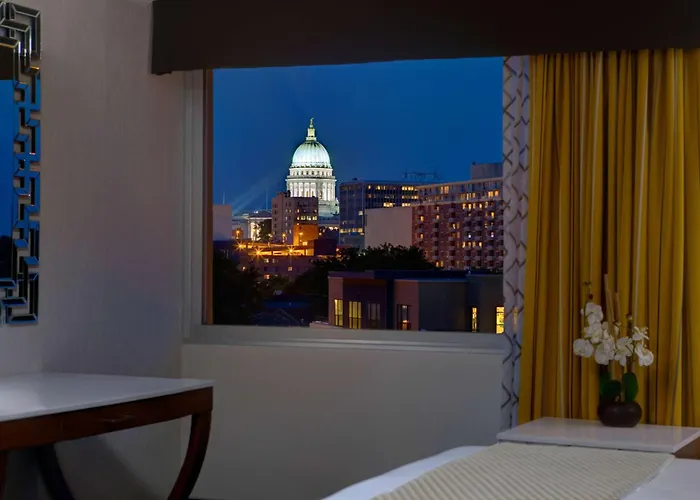 Doubletree By Hilton Madison Downtown