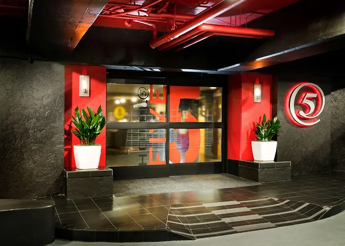 Staypineapple, Hotel Five, Downtown Seattle