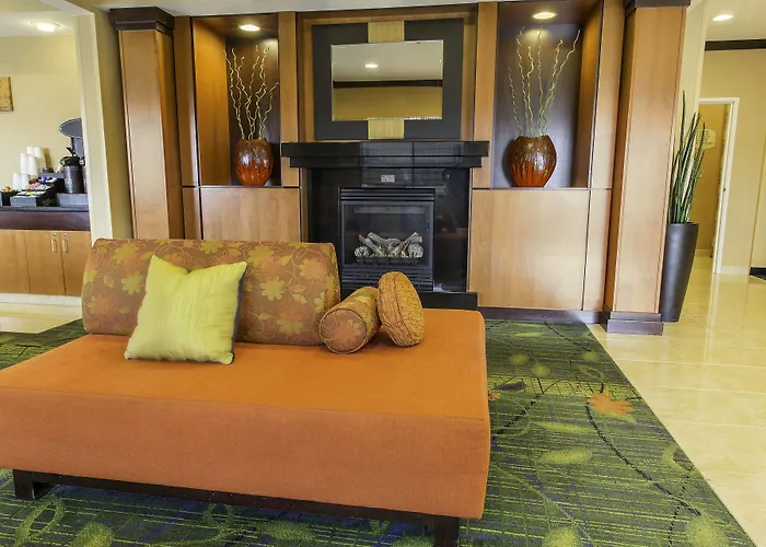 Fairfield Inn&Suites Fargo