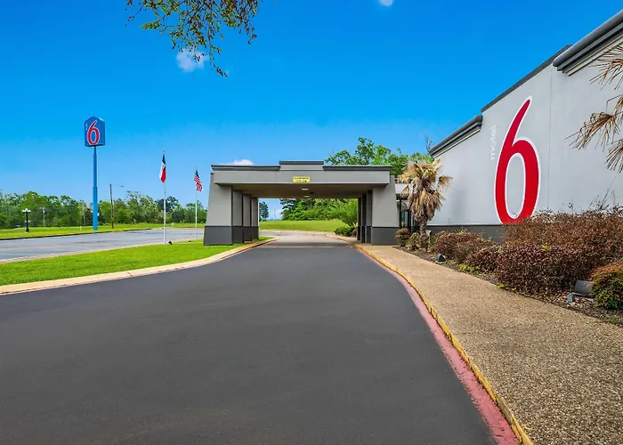 Motel 6-Henderson, Tx