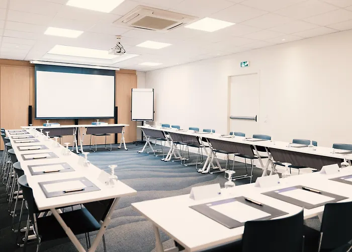 Holiday Inn Express Lille Centre By Ihg