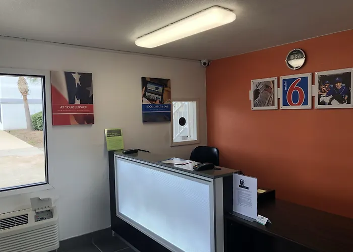 Motel 6-Brunswick, Ga
