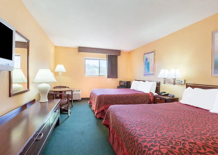 Days Inn By Wyndham Canastota Verona