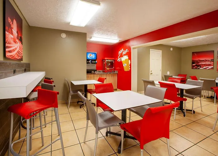 Super 8 By Wyndham Sandusky