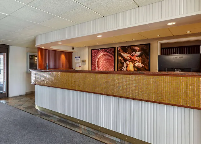 Best Western Plus Oswego Hotel And Conference Center