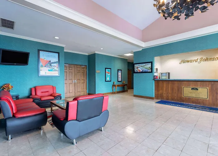 Howard Johnson Hotel & Conference Center By Wyndham Salem