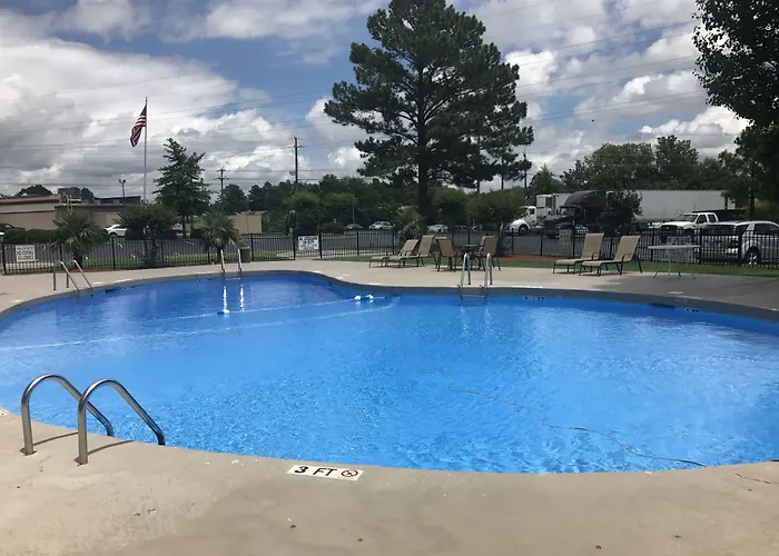 Clarion Hotel Fort Mill Near Amusement Park