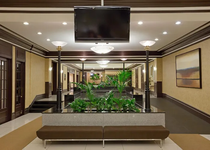 Armon Plaza Montreal Airpt, Trademark Collection By Wyndham
