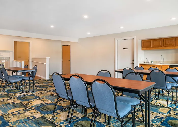 Best Western River Terrace