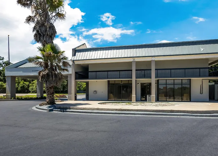 Suburban Studios Hinesville - Fort Stewart Area