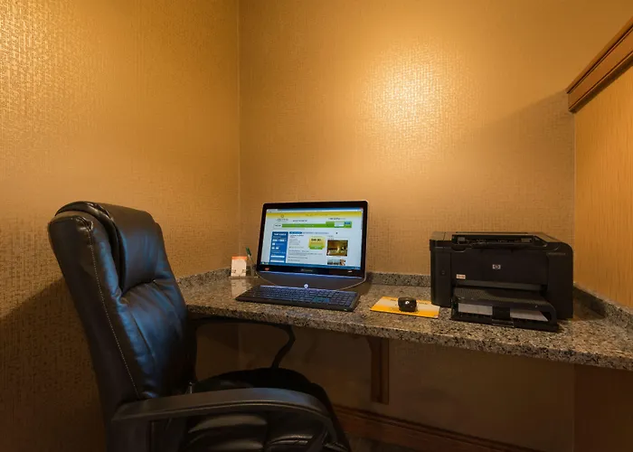 La Quinta Inn By Wyndham Buffalo Airport