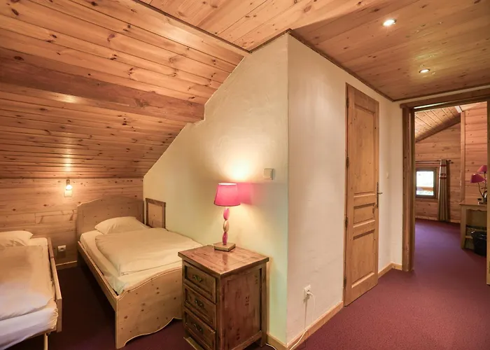 Epicea Lodge Hotel Et Camping