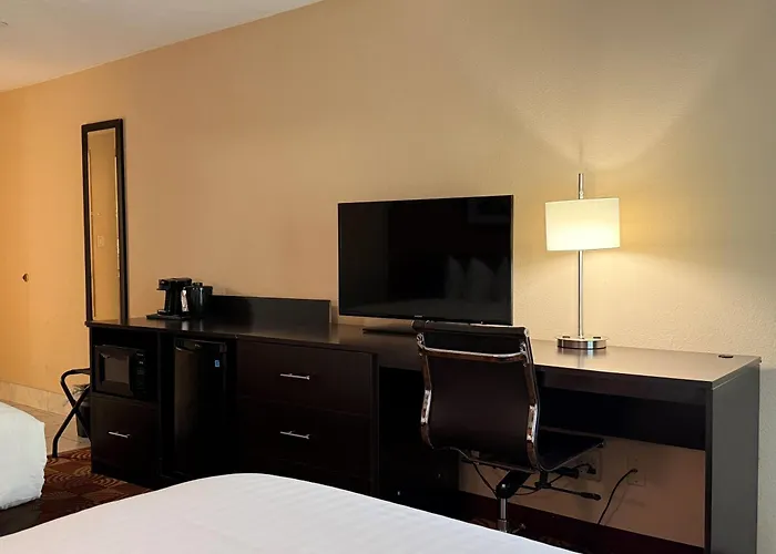 Baymont By Wyndham Plainfield/ Indianapolis Arpt Area