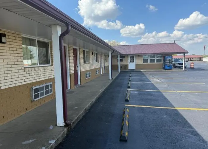 Deluxe Inn