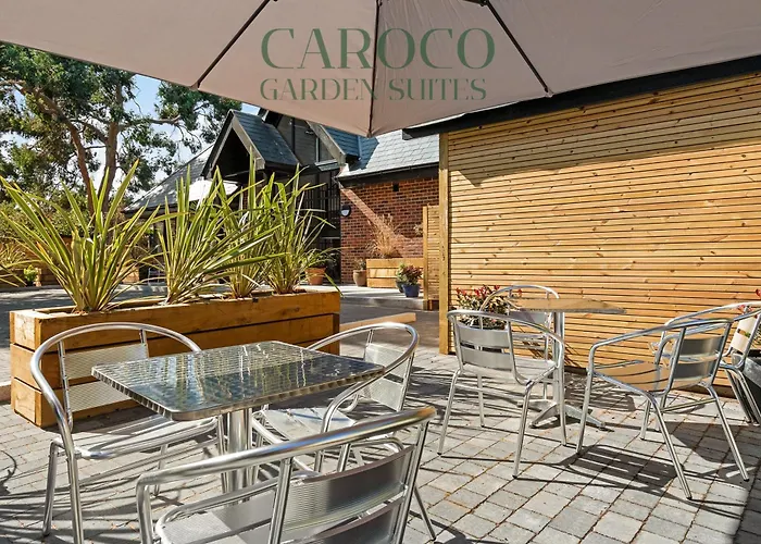 Westciti Caroco Aparthotel