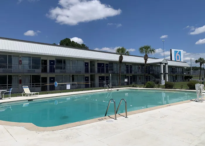 Motel 6-Tifton, Ga