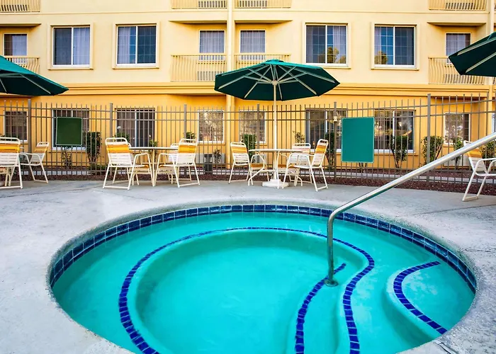 La Quinta By Wyndham Tucson Airport