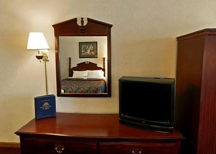 Americas Best Value Inn Waukegan