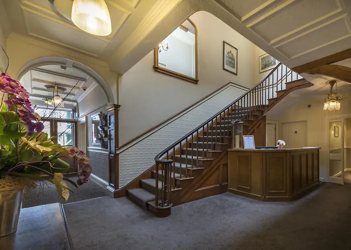The Royal Oak Hotel, Welshpool - The Coaching Inn Group