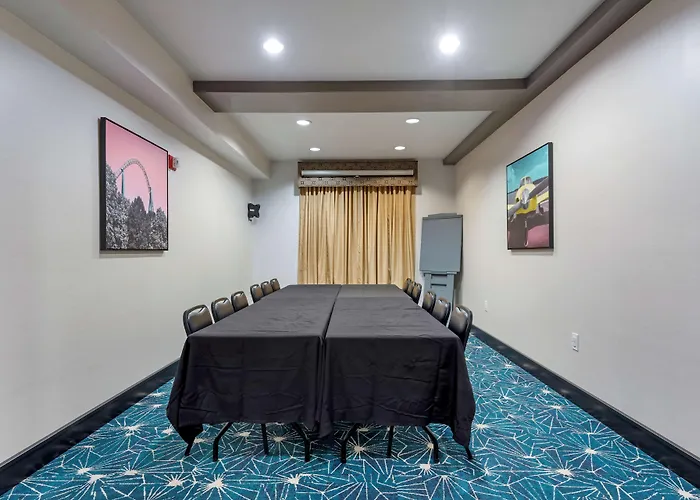 Best Western Plus Arlington North Hotel & Suites
